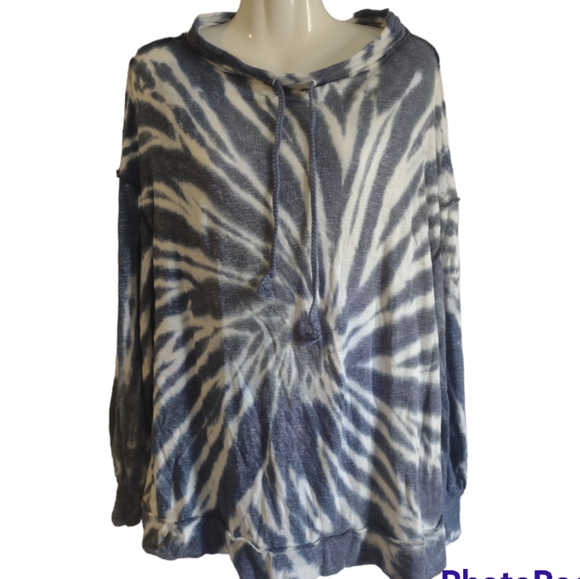 We the Free Oversized Tie Dye Sweatshirt sz XS - Picture 2 of 8